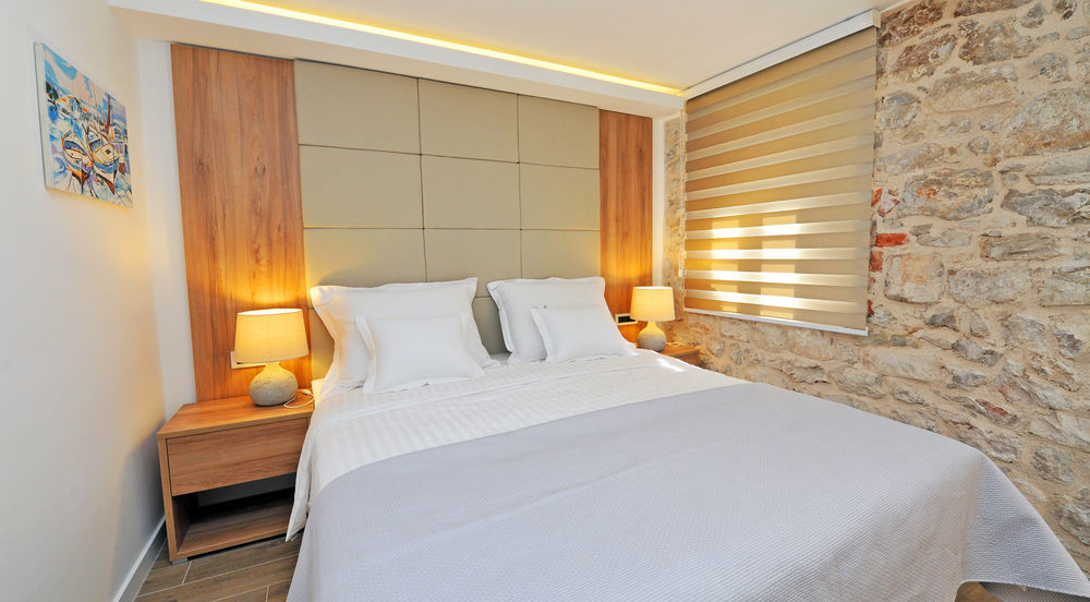 Ibella Boutique Rooms Split Exterior photo